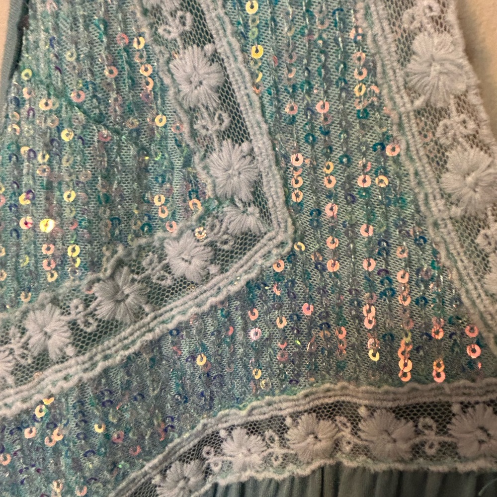 POL Teal Sequin Lace Tank Top - Picture 5 of 16